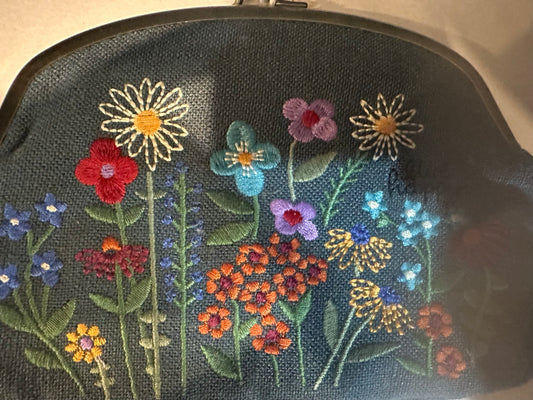 Cute Embroidered Flower Vintage Look Change Purse