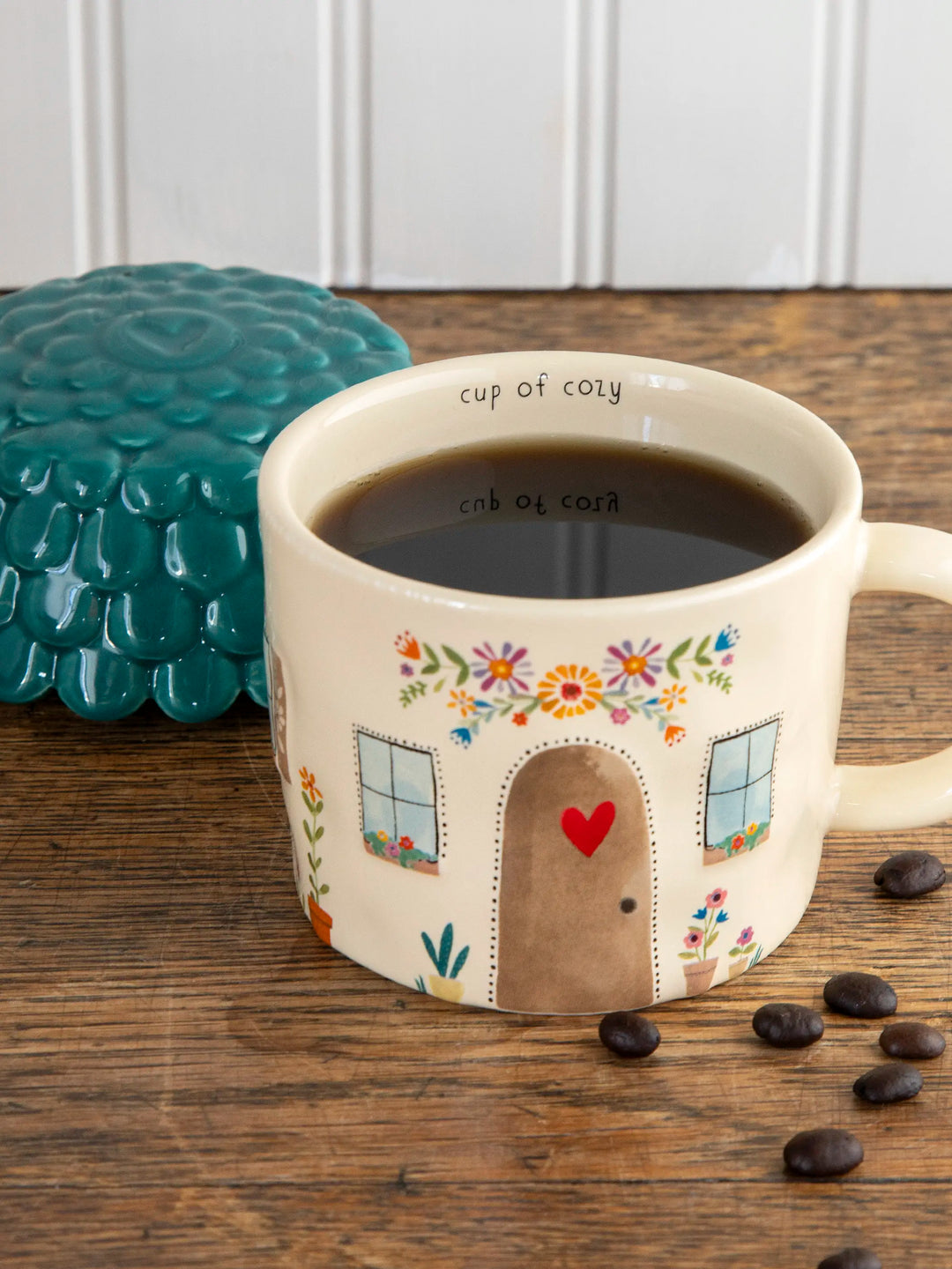 Ceramic Cottage Mug With Lid