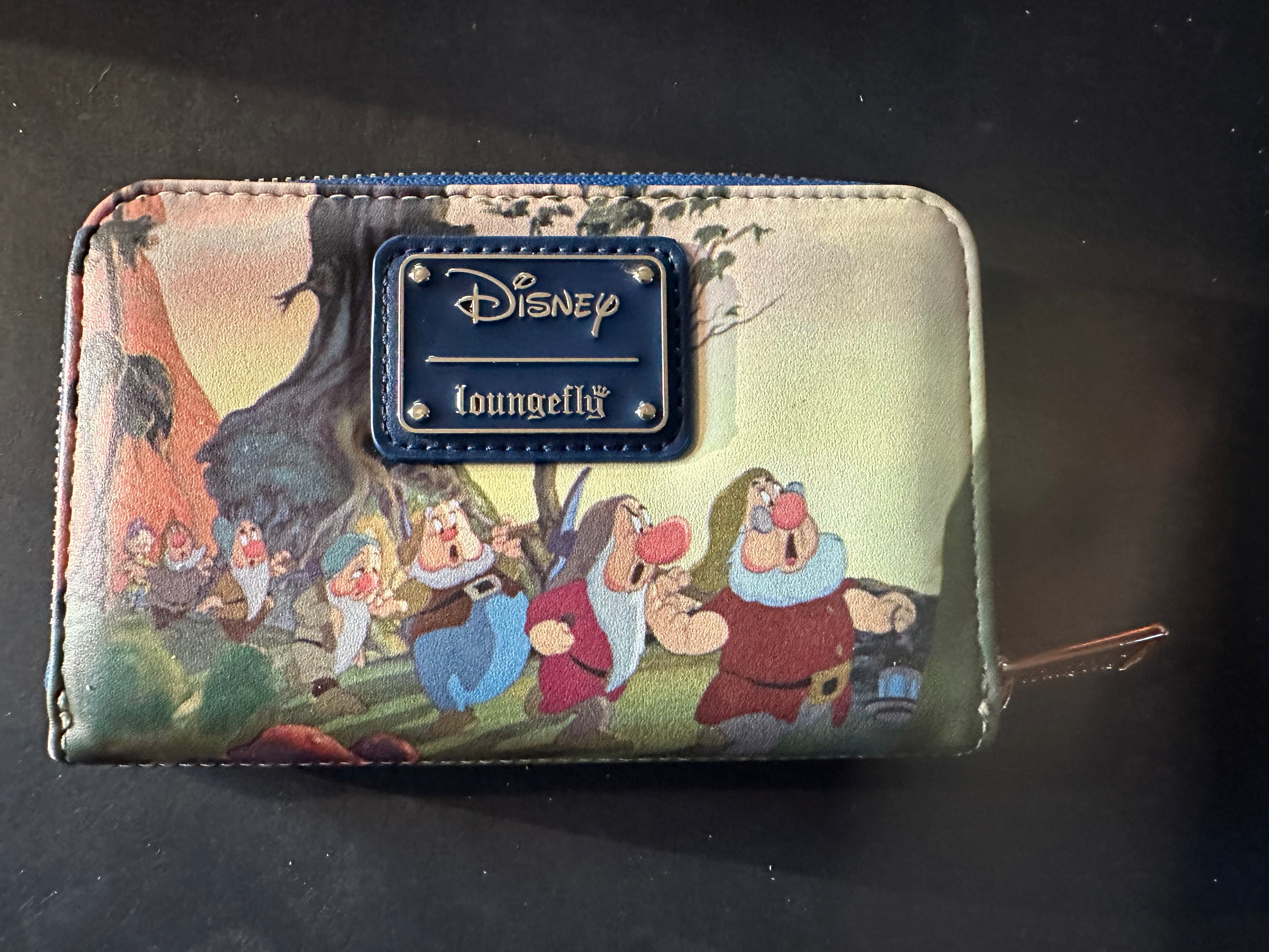 Shops Seven dwarfs loungefly wallet