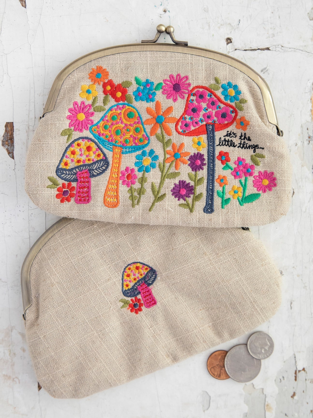 Cute Embroidered Vintage Look Mushroom Coin Purse