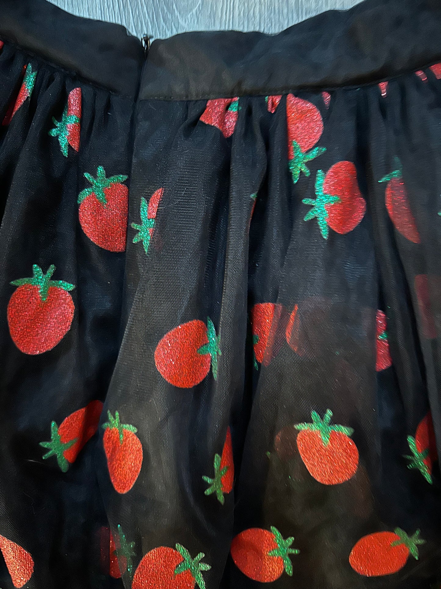 1950s Style~Fluffy Strawberry Skirt Fluffy